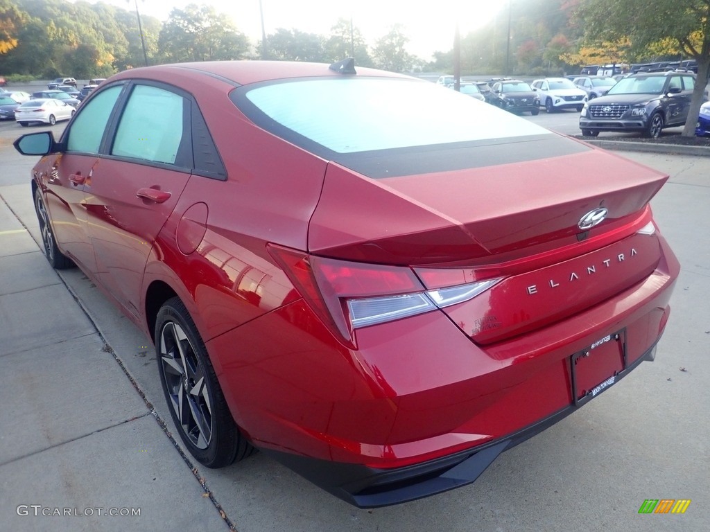 2023 Elantra SEL - Ultimate Red Metallic / Black photo #5