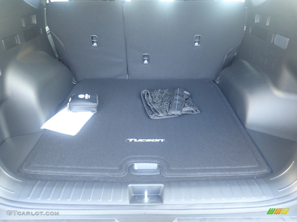 2024 Tucson SE AWD - Intense Blue / Black photo #4