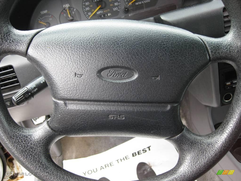 1996 Escort LX Sedan - Oxford White / Gray photo #27