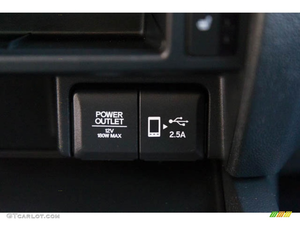 2021 Pilot EX AWD - Platinum White Pearl / Black photo #18