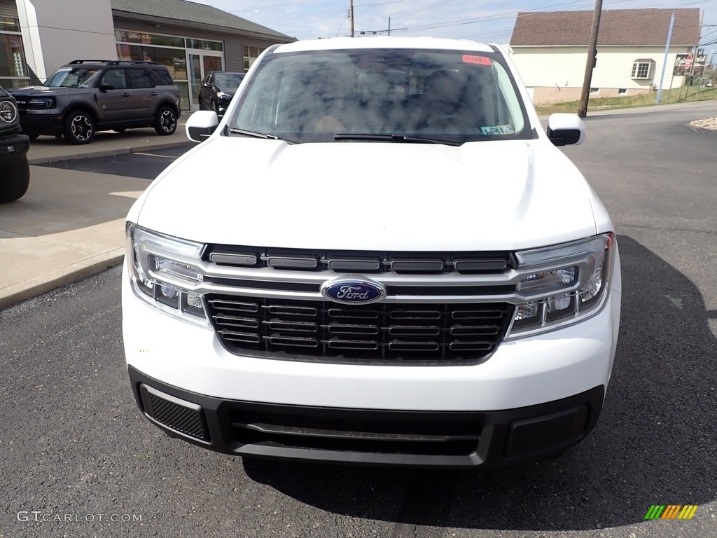 2023 Maverick Lariat - Oxford White / Desert Brown photo #8