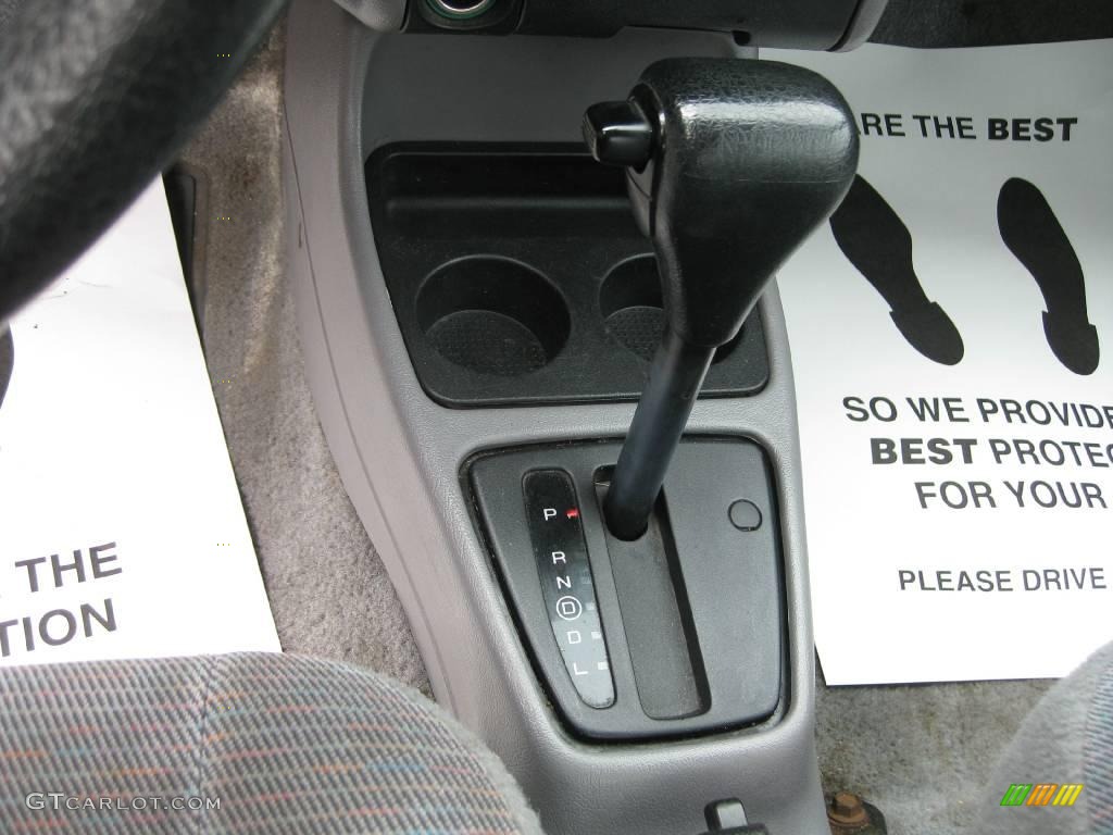 1996 Escort LX Sedan - Oxford White / Gray photo #29