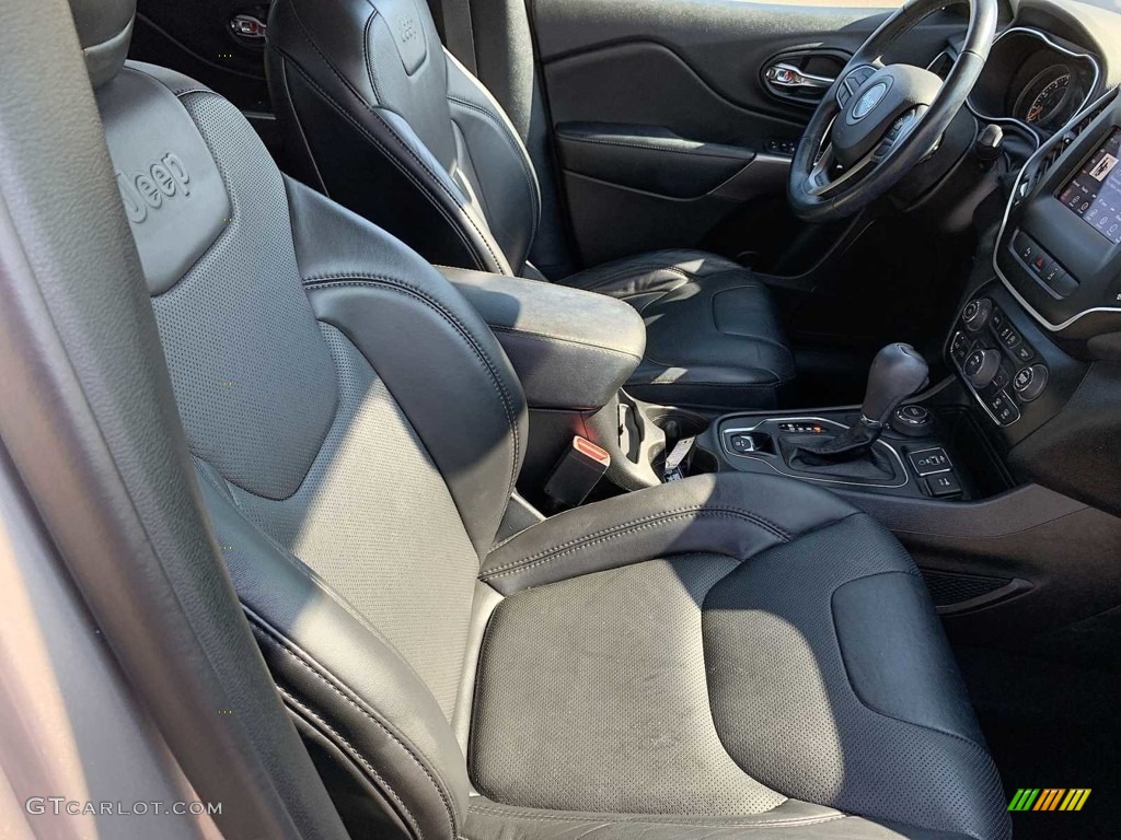 2021 Cherokee Latitude Lux 4x4 - Billet Silver Metallic / Black photo #26