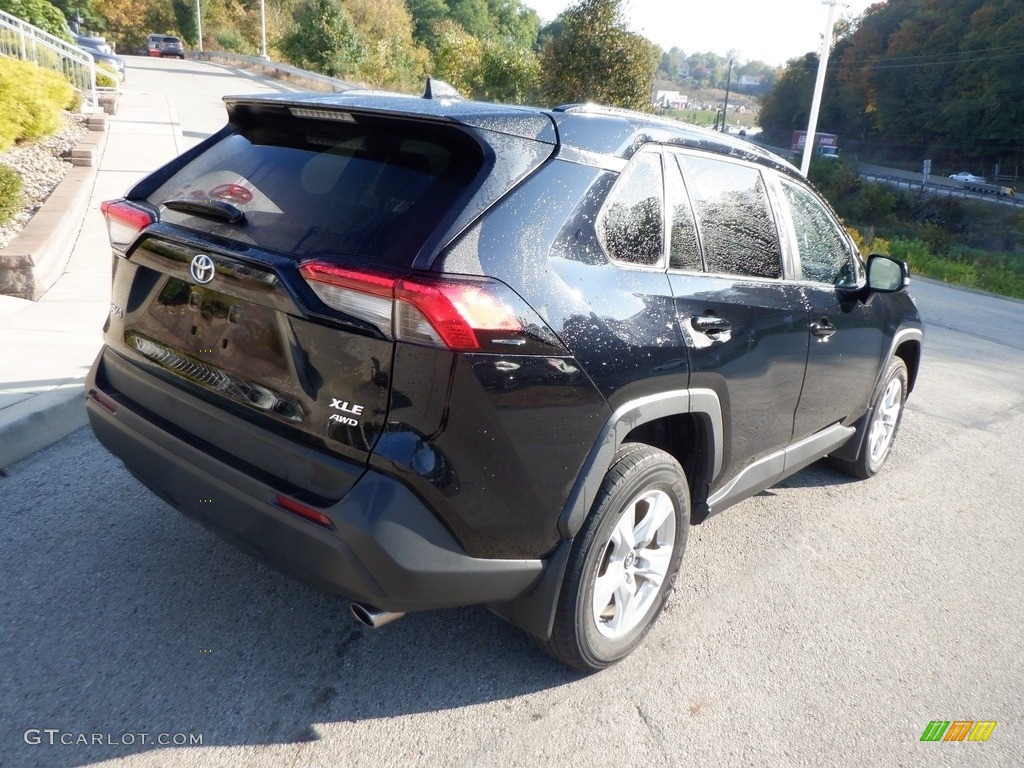 2020 RAV4 XLE AWD - Midnight Black Metallic / Light Gray photo #10