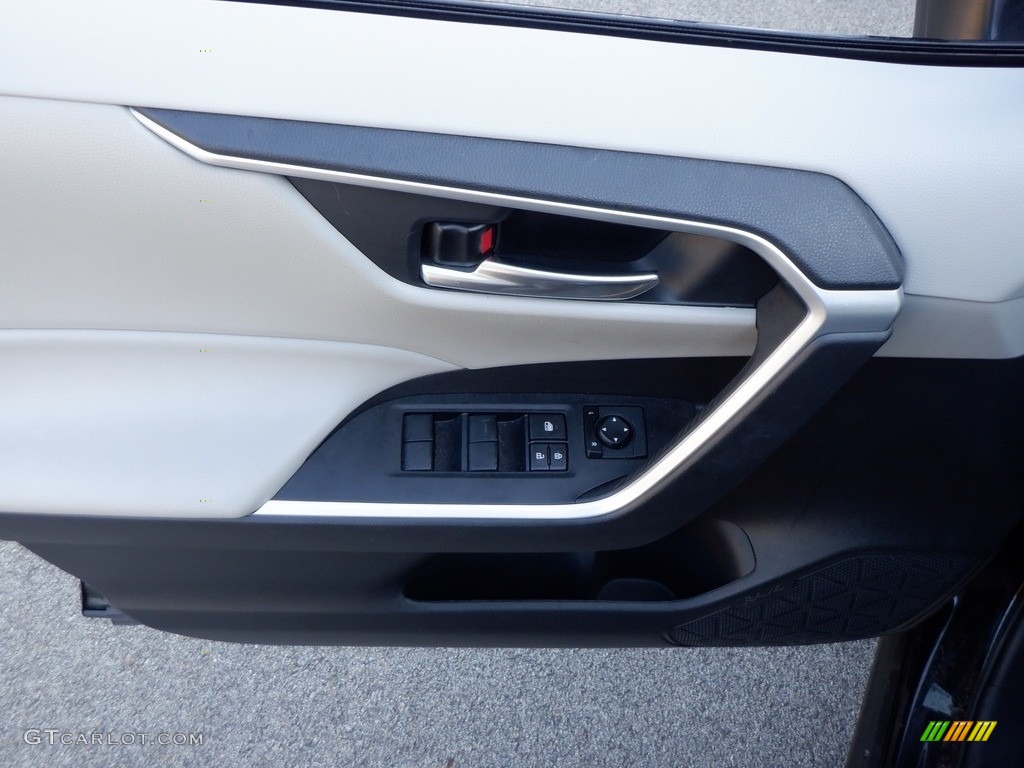 2020 RAV4 XLE AWD - Midnight Black Metallic / Light Gray photo #11