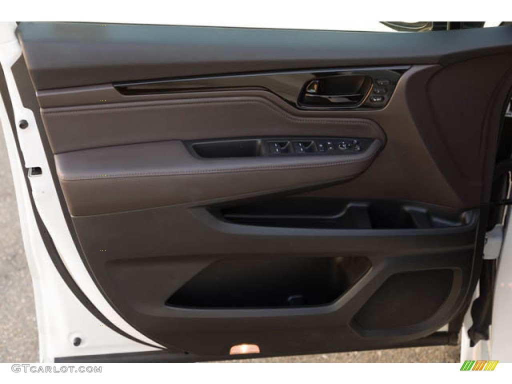 2020 Honda Odyssey Elite Mocha Door Panel Photo #146616270