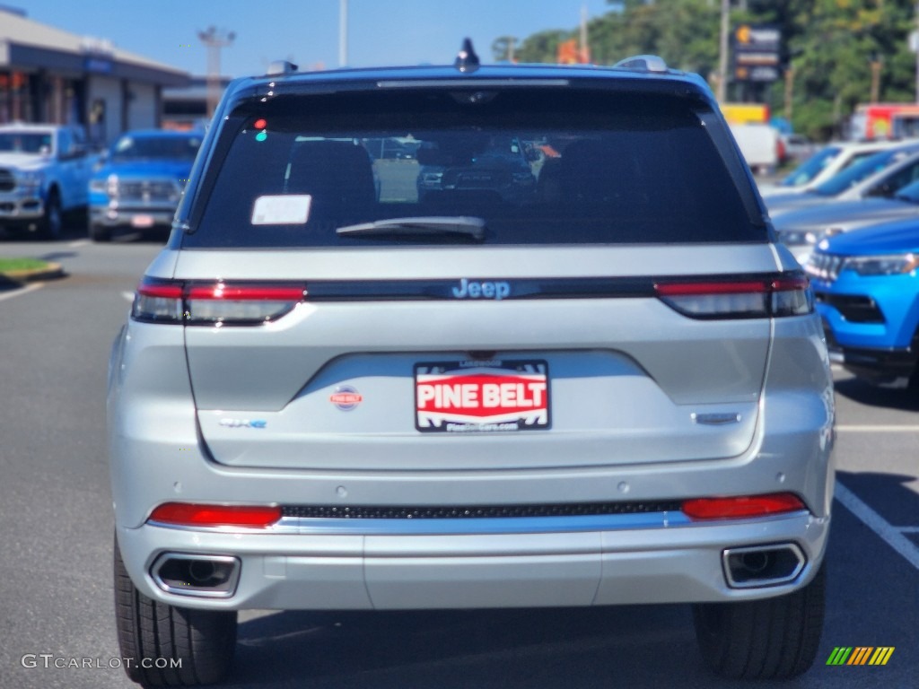 2023 Grand Cherokee Summit 4XE - Silver Zynith / Global Black photo #5