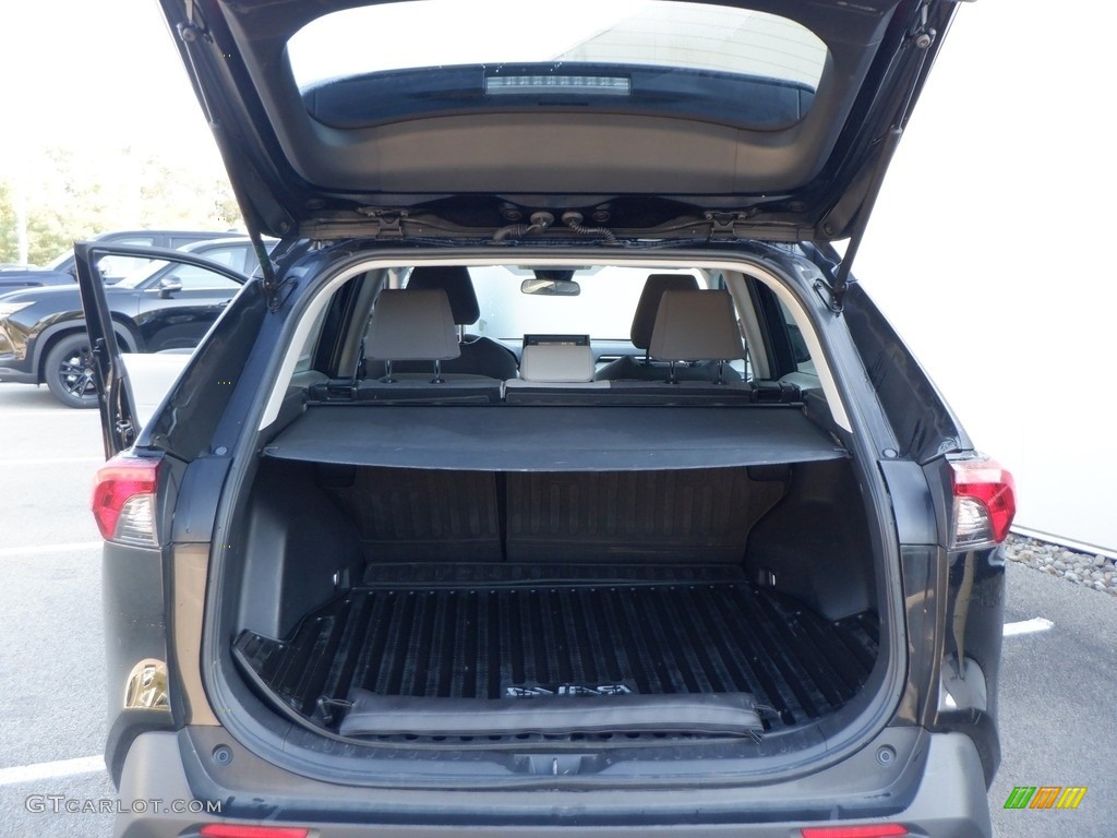 2020 RAV4 XLE AWD - Midnight Black Metallic / Light Gray photo #30