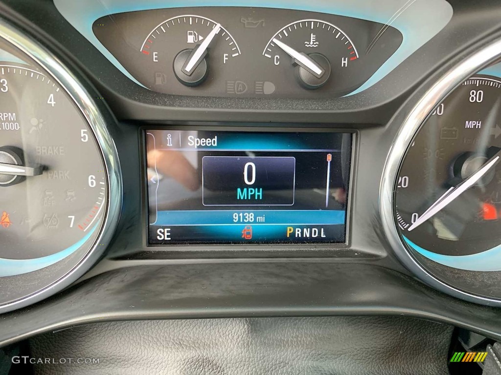 2017 Envision Essence AWD - Galaxy Silver Metallic / Ebony photo #12