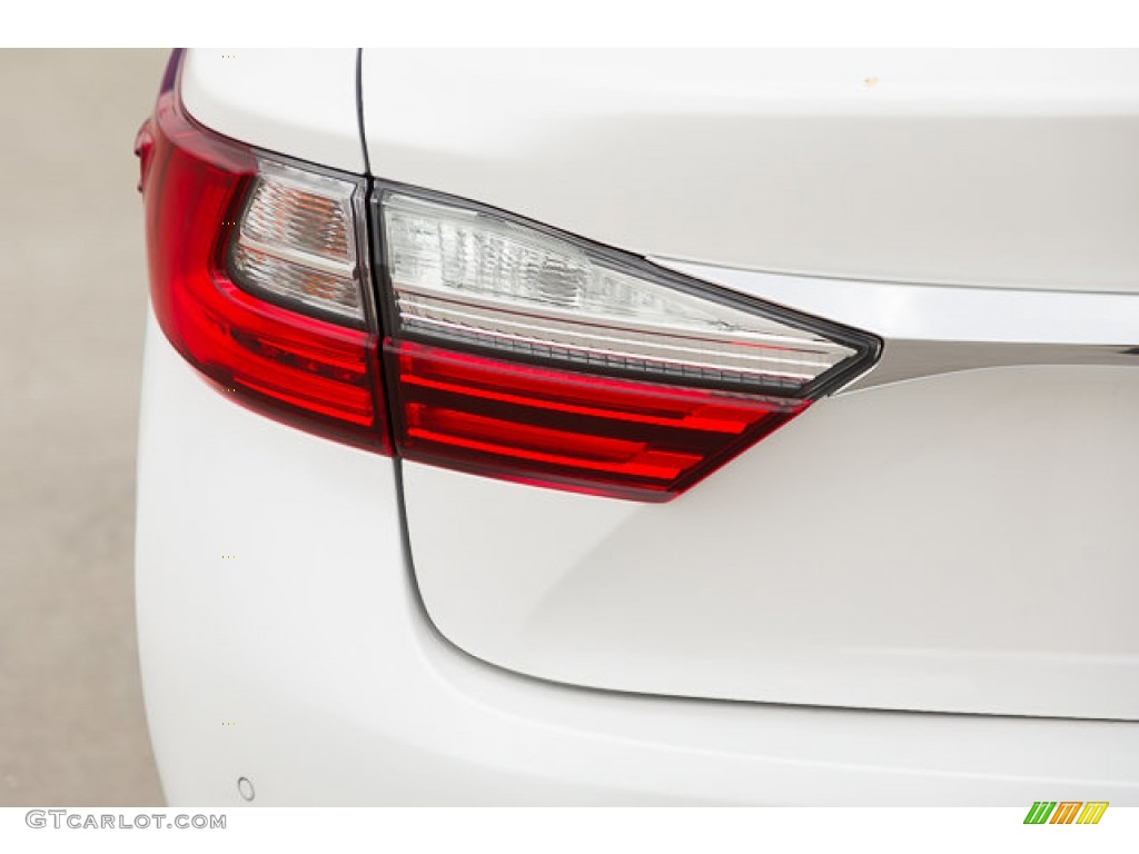 2017 ES 350 - Eminent White Pearl / Flaxen photo #10