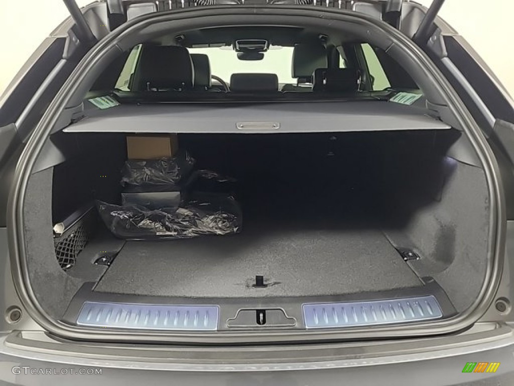 2024 Land Rover Range Rover Velar Dynamic HSE Trunk Photos