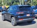 Midnight Sky - Grand Cherokee 4XE Photo No. 4