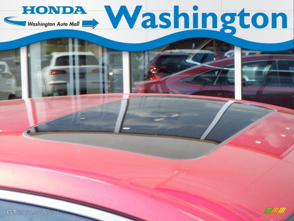 2019 Accord EX-L Hybrid Sedan - Radiant Red Metallic / Ivory photo #3