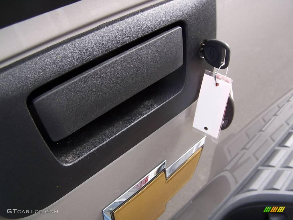 2009 Silverado 1500 LT Crew Cab 4x4 - Silver Birch Metallic / Ebony photo #6