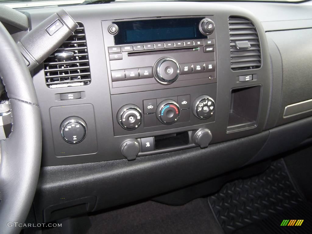 2009 Silverado 1500 LT Crew Cab 4x4 - Silver Birch Metallic / Ebony photo #26