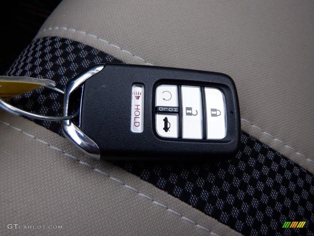 2021 Civic EX Sedan - Platinum White Pearl / Ivory photo #30