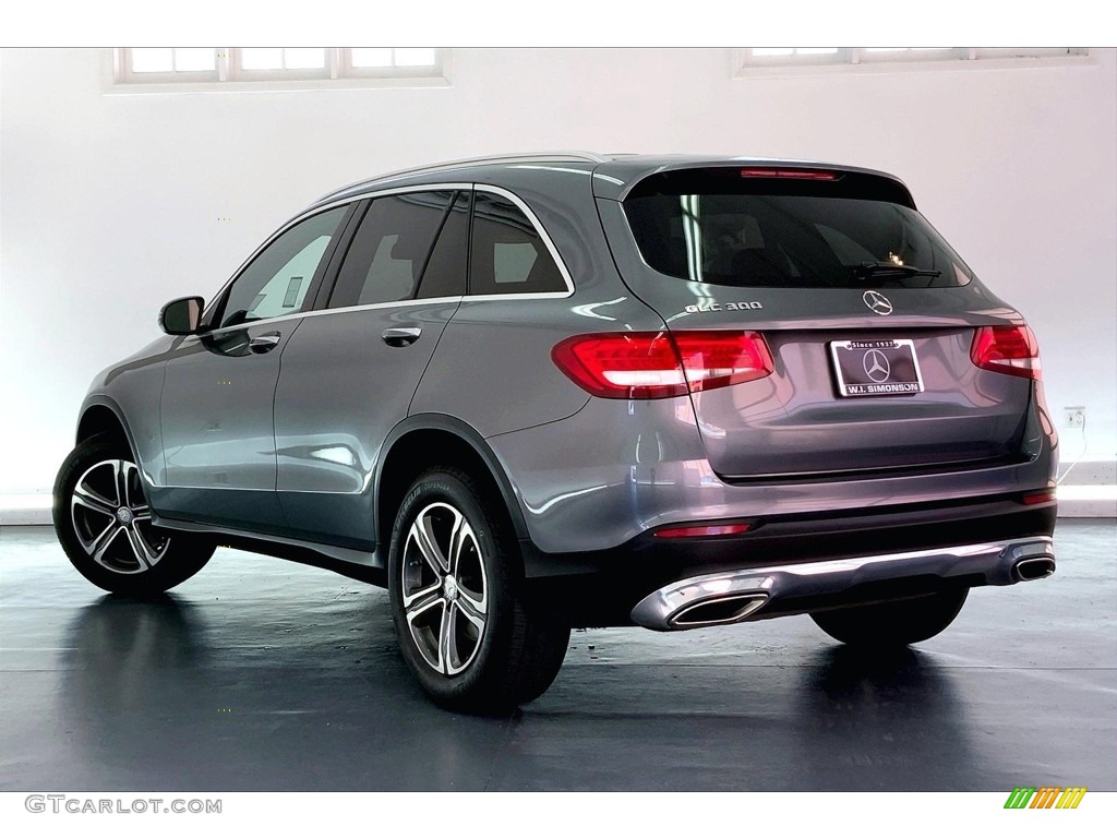 2017 GLC 300 - Selenite Grey Metallic / Black photo #10