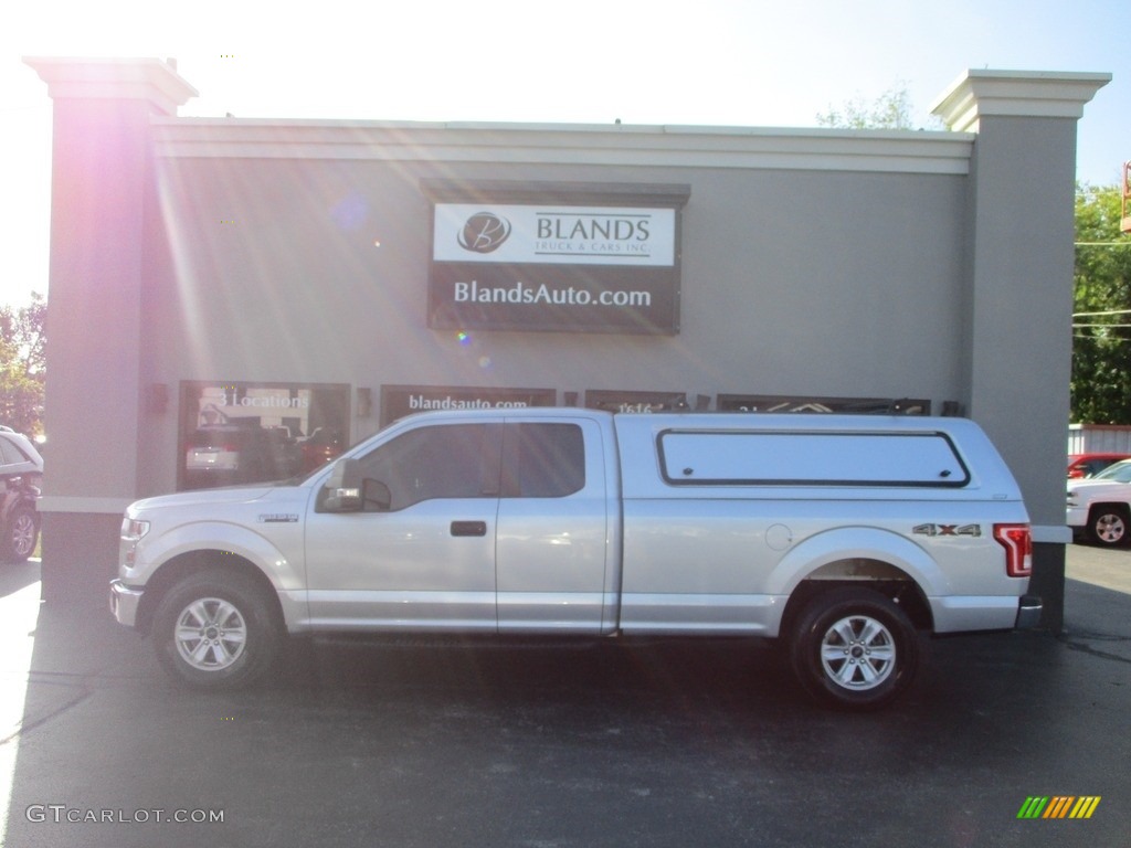 2016 F150 XL SuperCab 4x4 - Ingot Silver / Medium Earth Gray photo #1
