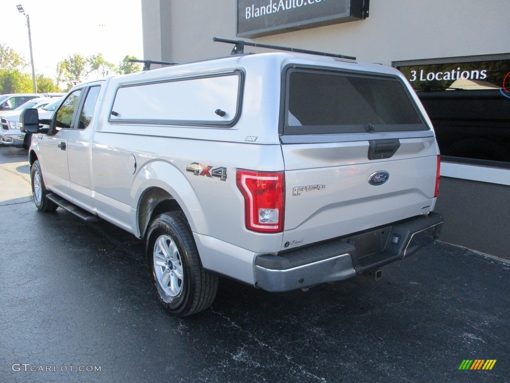 2016 F150 XL SuperCab 4x4 - Ingot Silver / Medium Earth Gray photo #3