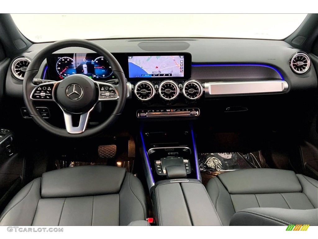 2023 Mercedes-Benz EQB 250 Dashboard Photos