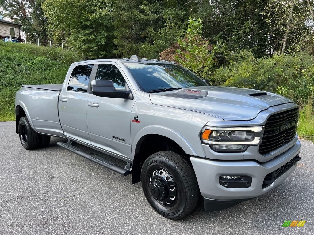 Billet Silver Metallic 2022 Ram 3500 Laramie Crew Cab 4x4 Exterior Photo #146623877