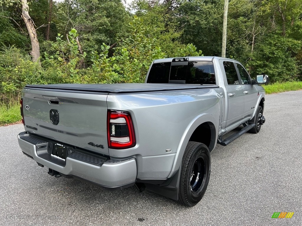 2022 3500 Laramie Crew Cab 4x4 - Billet Silver Metallic / Black photo #7