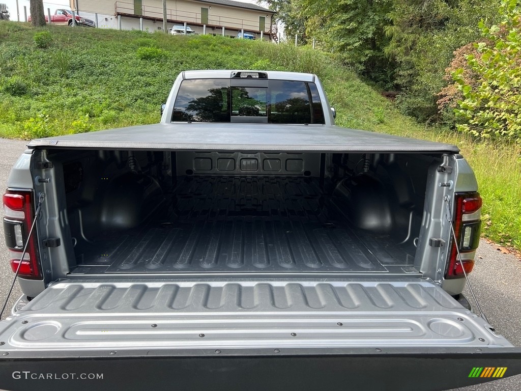 2022 3500 Laramie Crew Cab 4x4 - Billet Silver Metallic / Black photo #9