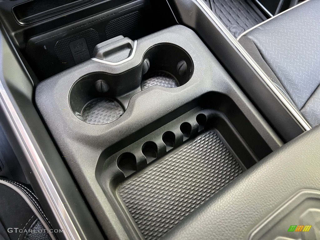 2022 3500 Laramie Crew Cab 4x4 - Billet Silver Metallic / Black photo #33
