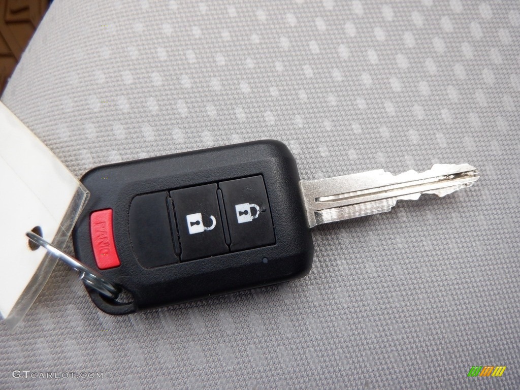 2020 Mitsubishi Mirage G4 ES Keys Photos