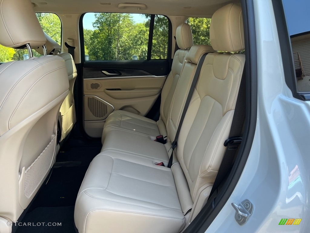 Global Black/Wicker Beige Interior 2022 Jeep Grand Cherokee Limited 4x4 Photo #146624887