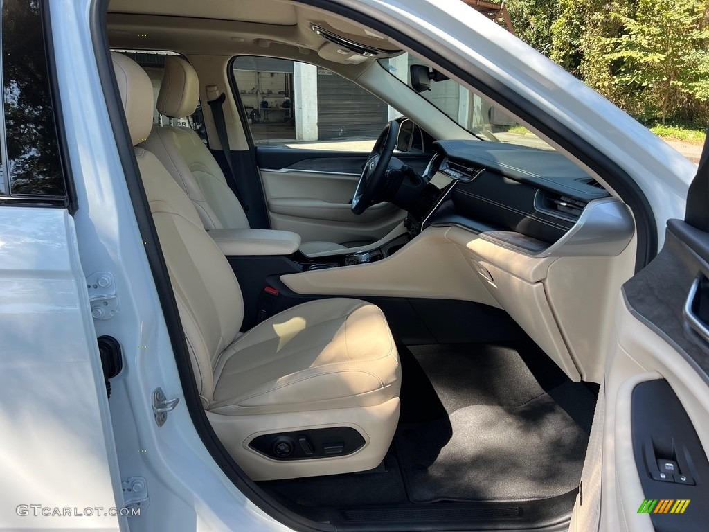 2022 Grand Cherokee Limited 4x4 - Bright White / Global Black/Wicker Beige photo #19