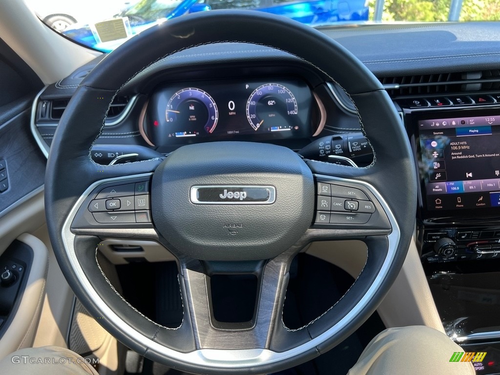 2022 Jeep Grand Cherokee Limited 4x4 Global Black/Wicker Beige Steering Wheel Photo #146625013