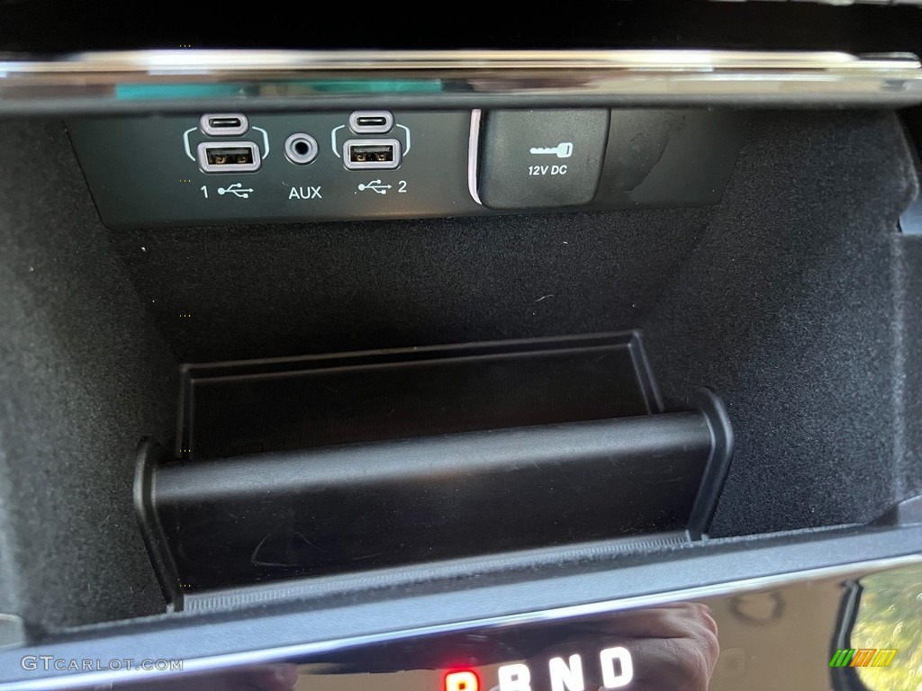 2022 Grand Cherokee Limited 4x4 - Bright White / Global Black/Wicker Beige photo #26