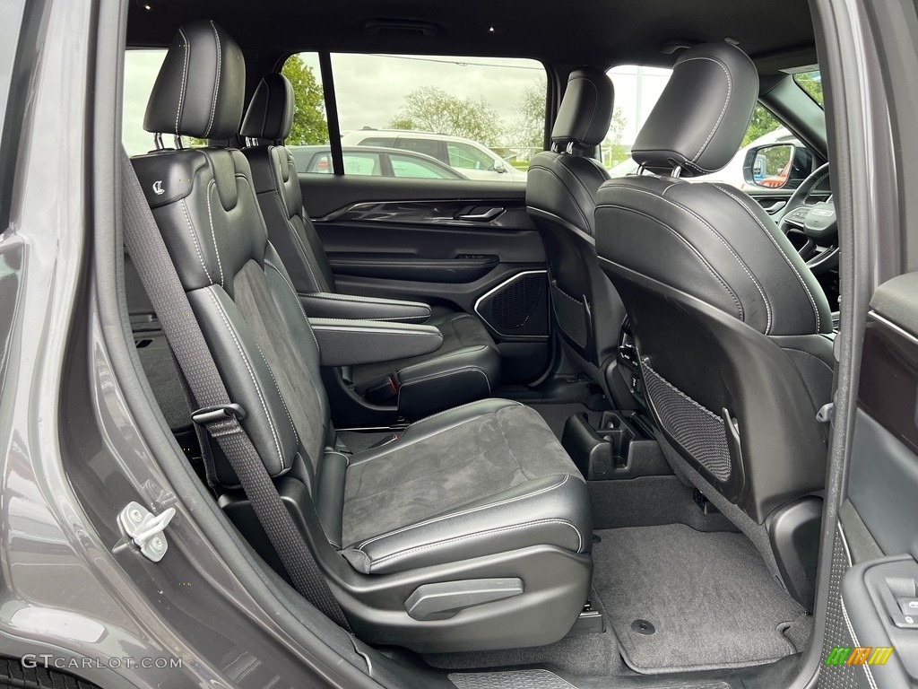 2022 Jeep Grand Cherokee L Altitude Rear Seat Photos