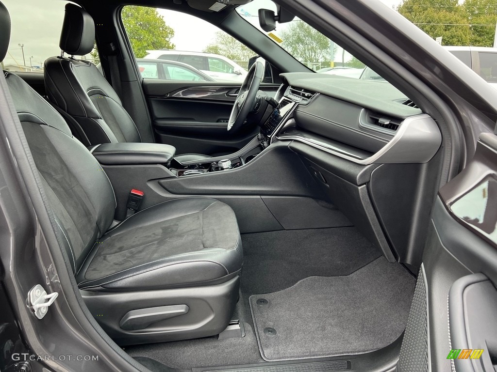2022 Jeep Grand Cherokee L Altitude Front Seat Photos