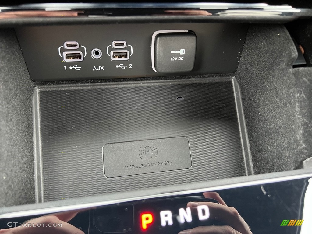 2022 Jeep Grand Cherokee L Altitude Controls Photo #146625937