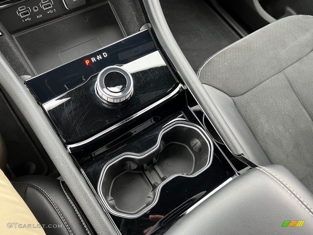 2022 Jeep Grand Cherokee L Altitude Transmission Photos