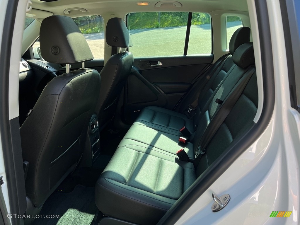 2015 Tiguan SEL 4Motion - Pure White / Charcoal photo #14