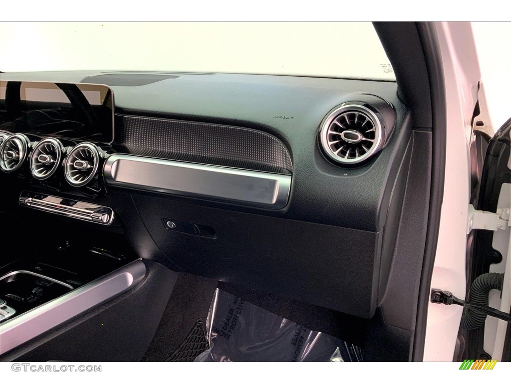 2020 GLB 250 - Polar White / Black photo #16