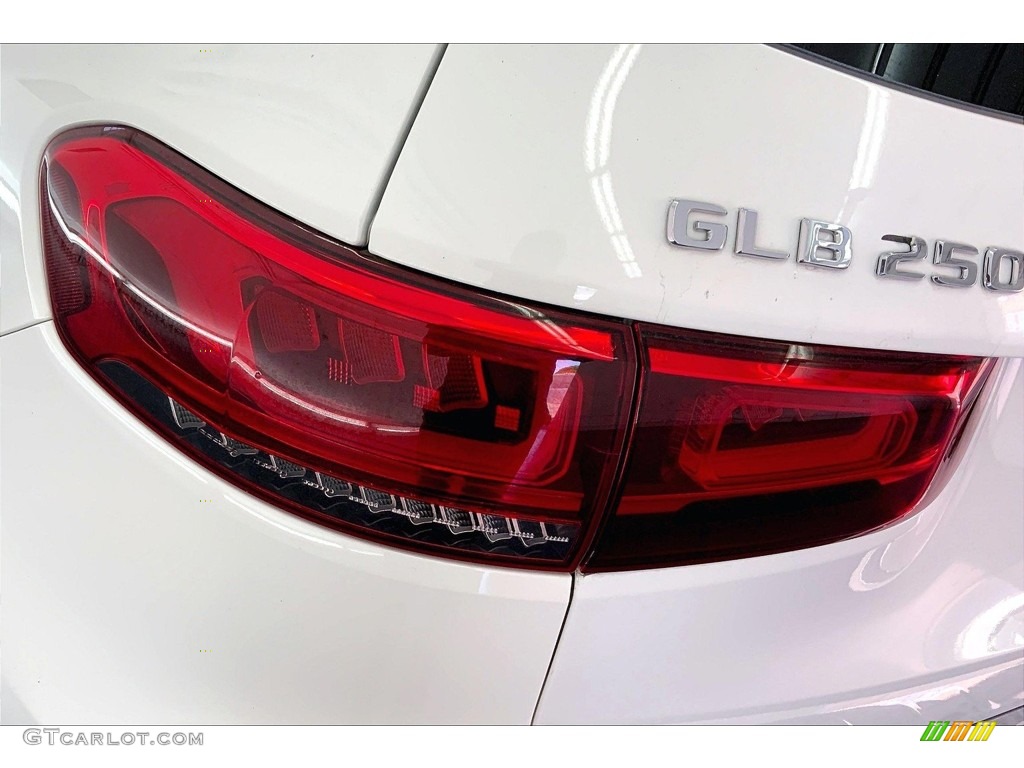 2020 GLB 250 - Polar White / Black photo #28