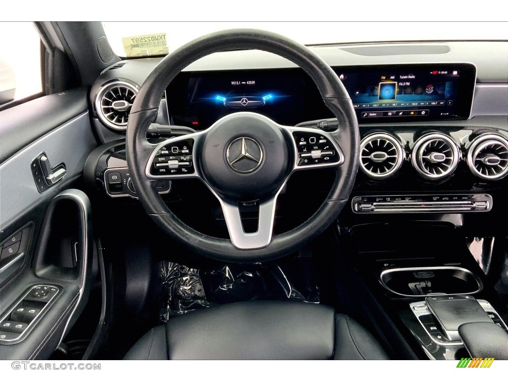 2019 A 220 Sedan - Polar White / Black photo #4