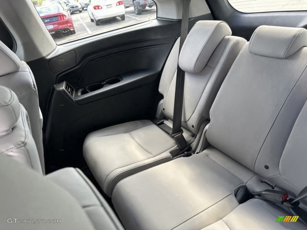 Gray Interior 2024 Honda Odyssey EX-L Photo #146627344