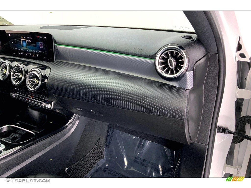 2019 A 220 Sedan - Polar White / Black photo #16