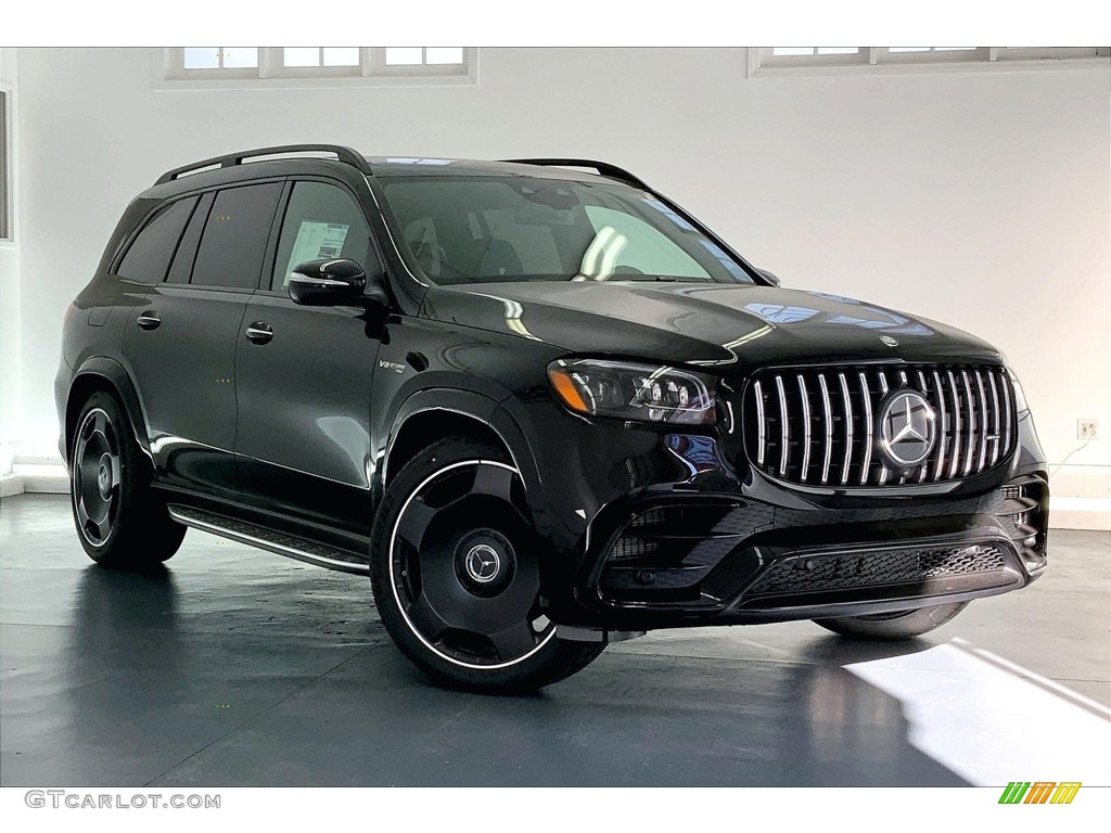 2024 Mercedes-Benz GLS 63 AMG 4Matic Exterior Photos