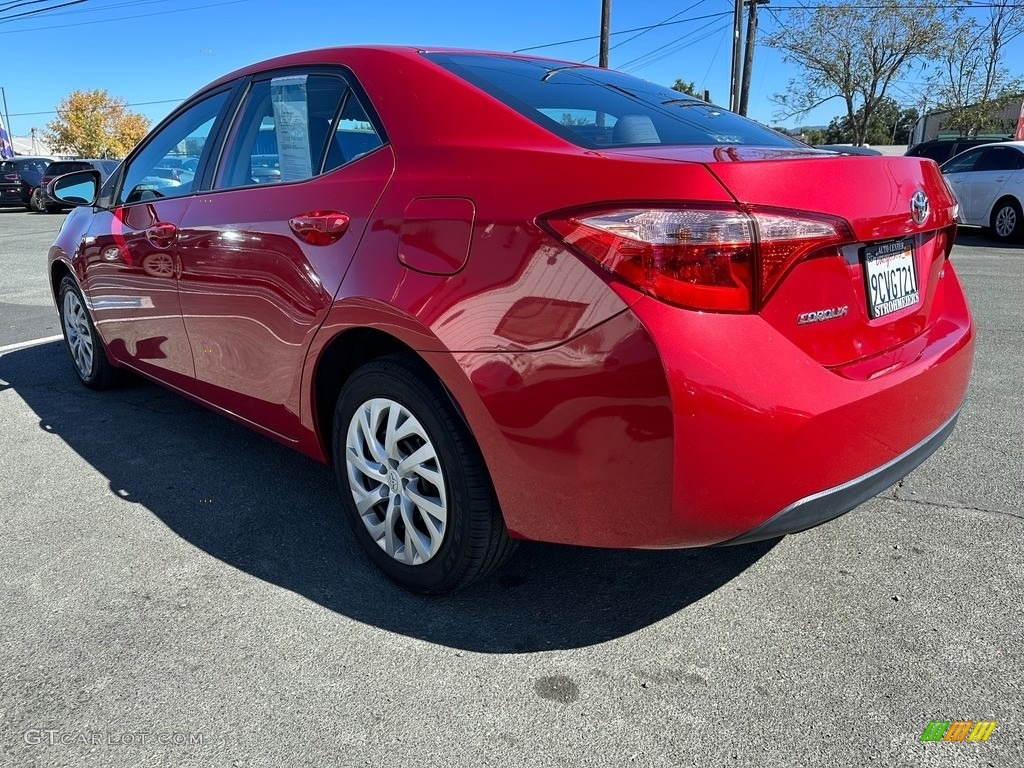 2019 Corolla LE - Barcelona Red Metallic / Black photo #4