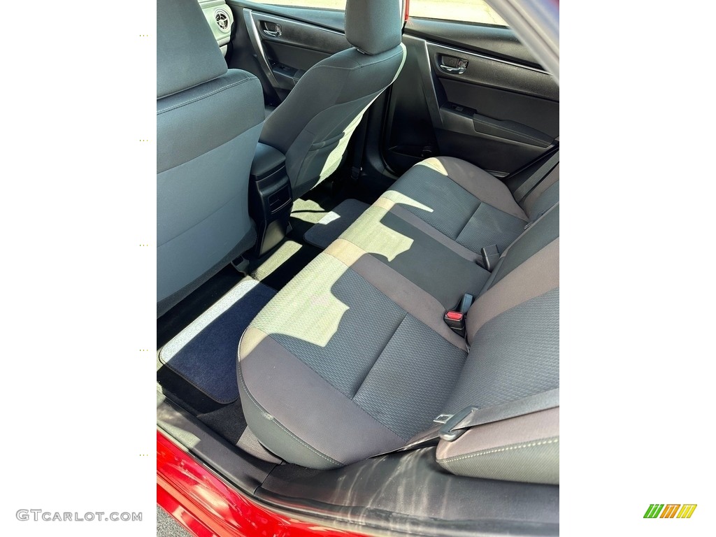 2019 Corolla LE - Barcelona Red Metallic / Black photo #13