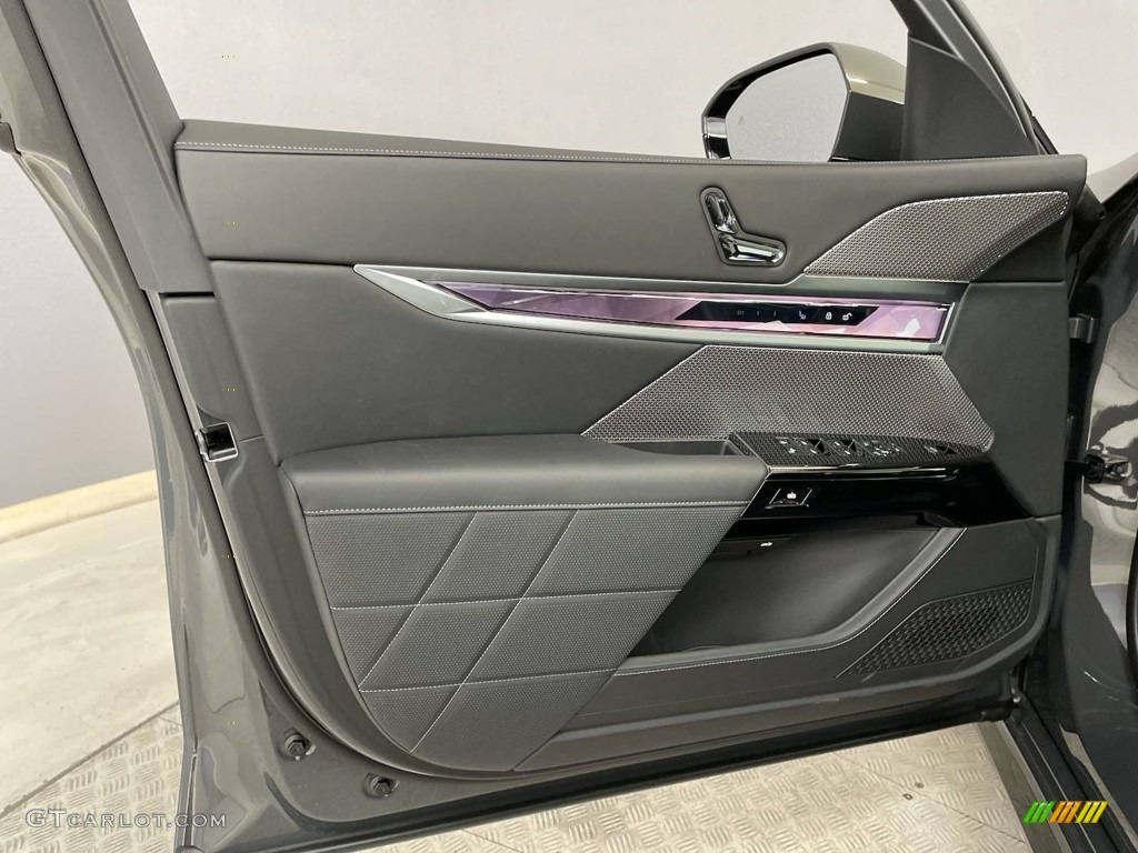 2024 BMW 7 Series 740i Sedan Black Door Panel Photo #146630811