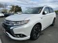  2018 Outlander SEL S-AWC Plug-In Hybrid Diamond White Pearl