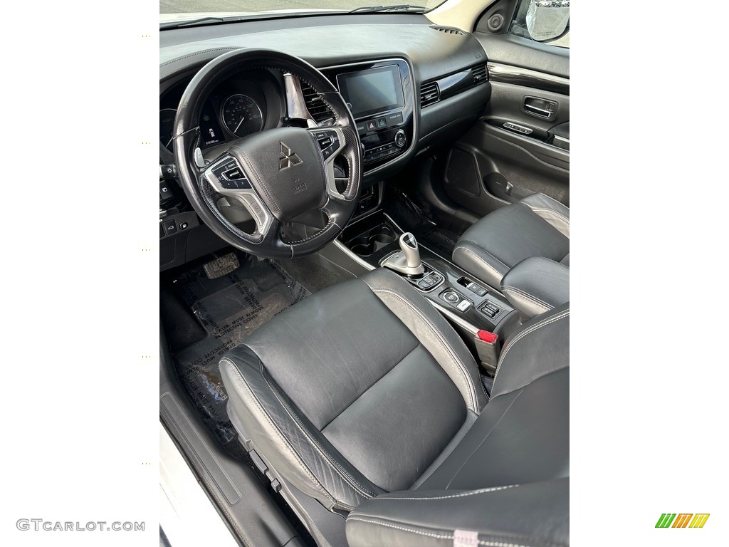 2018 Outlander SEL S-AWC Plug-In Hybrid - Diamond White Pearl / Black photo #12