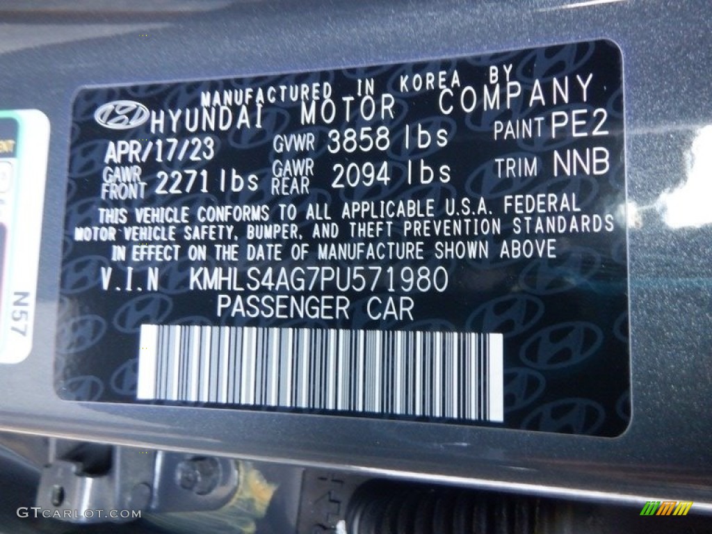 2023 Elantra SEL - Ecotronic Gray / Black photo #27